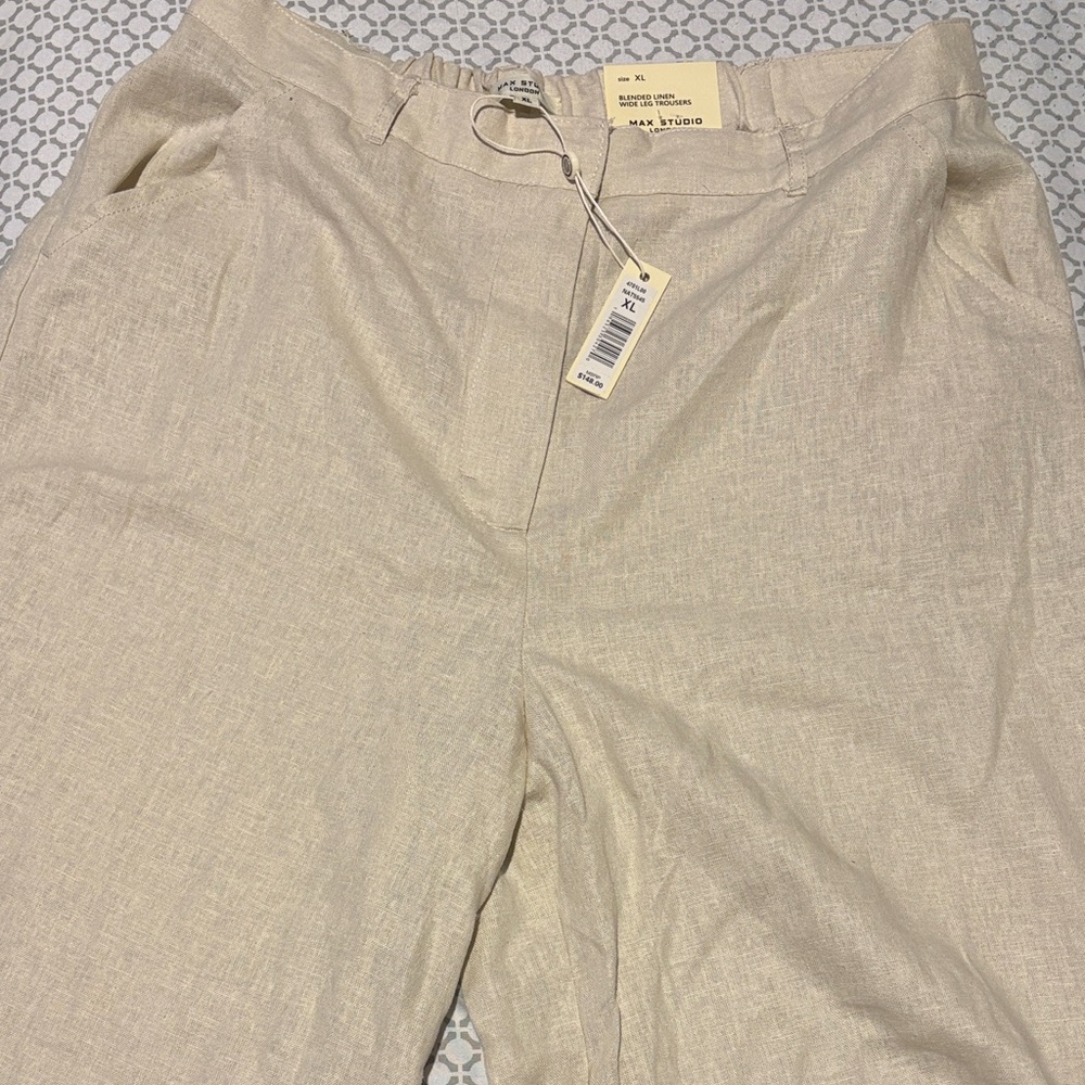 Max Studio Light Beige Straight Leg Pants
